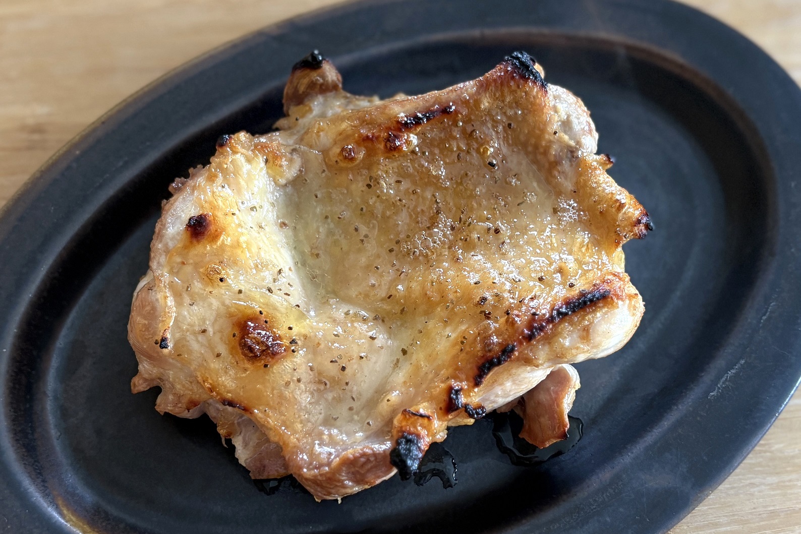 いとしおこんぶをかけて焼いたチキン