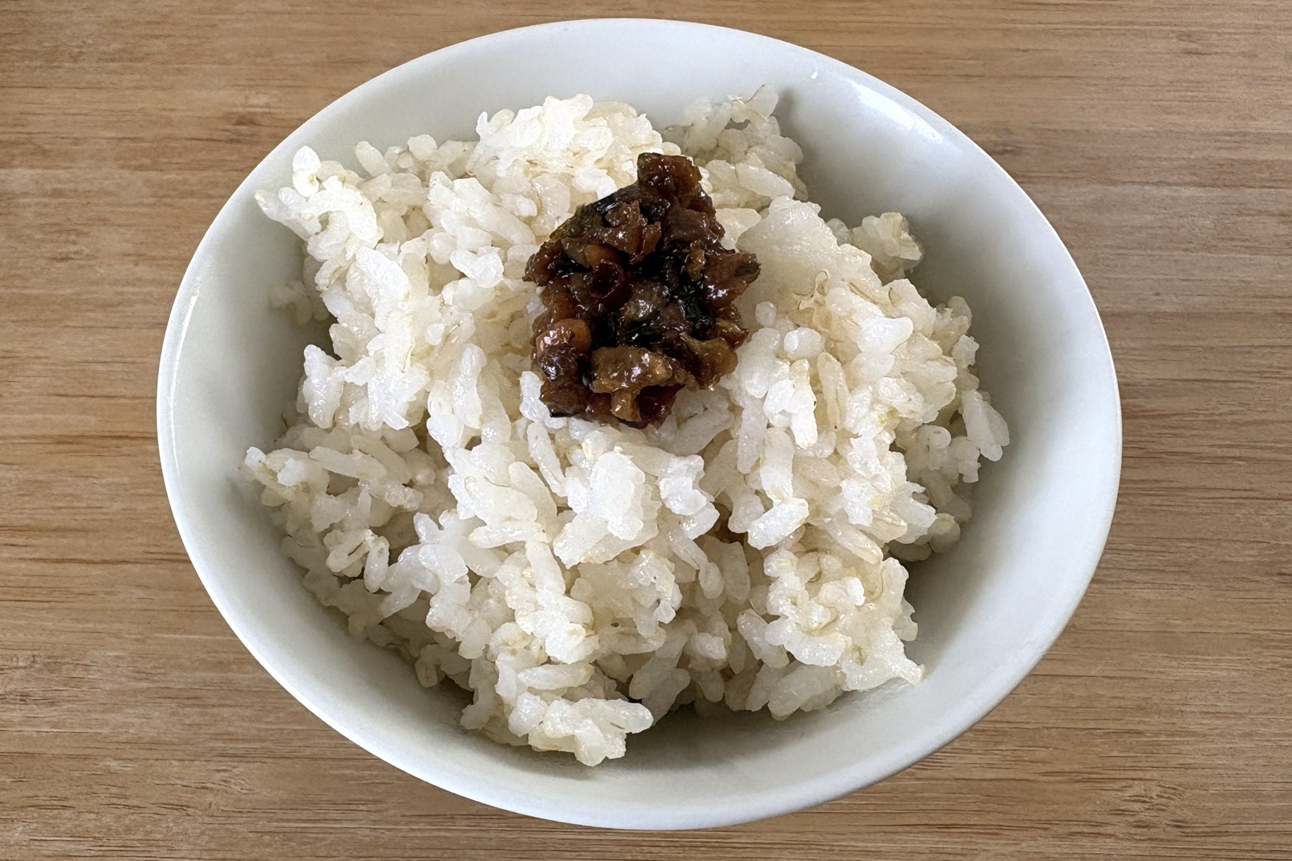 ごはんにのせたもの