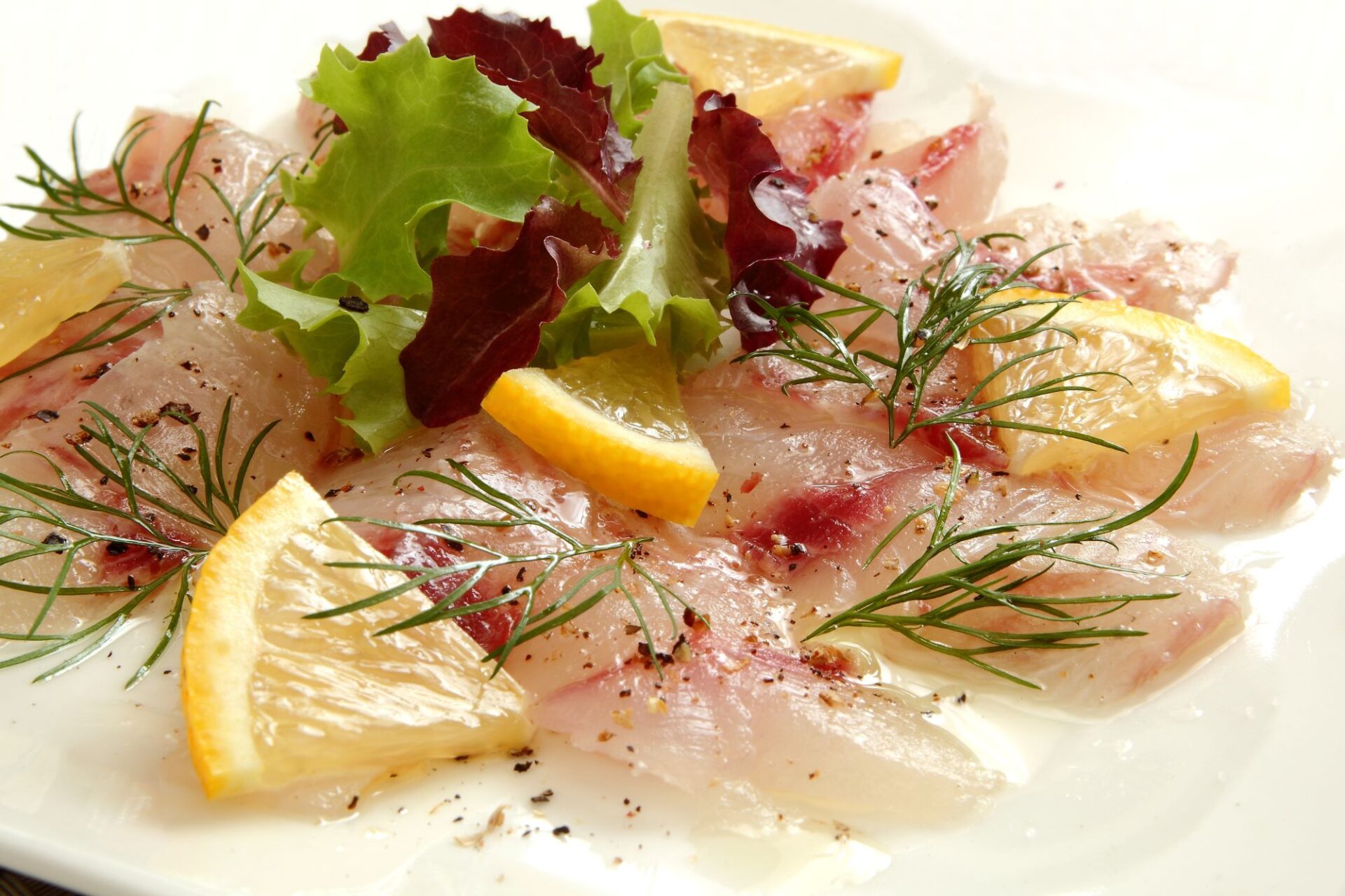 生の魚介（カルパッチョ）
