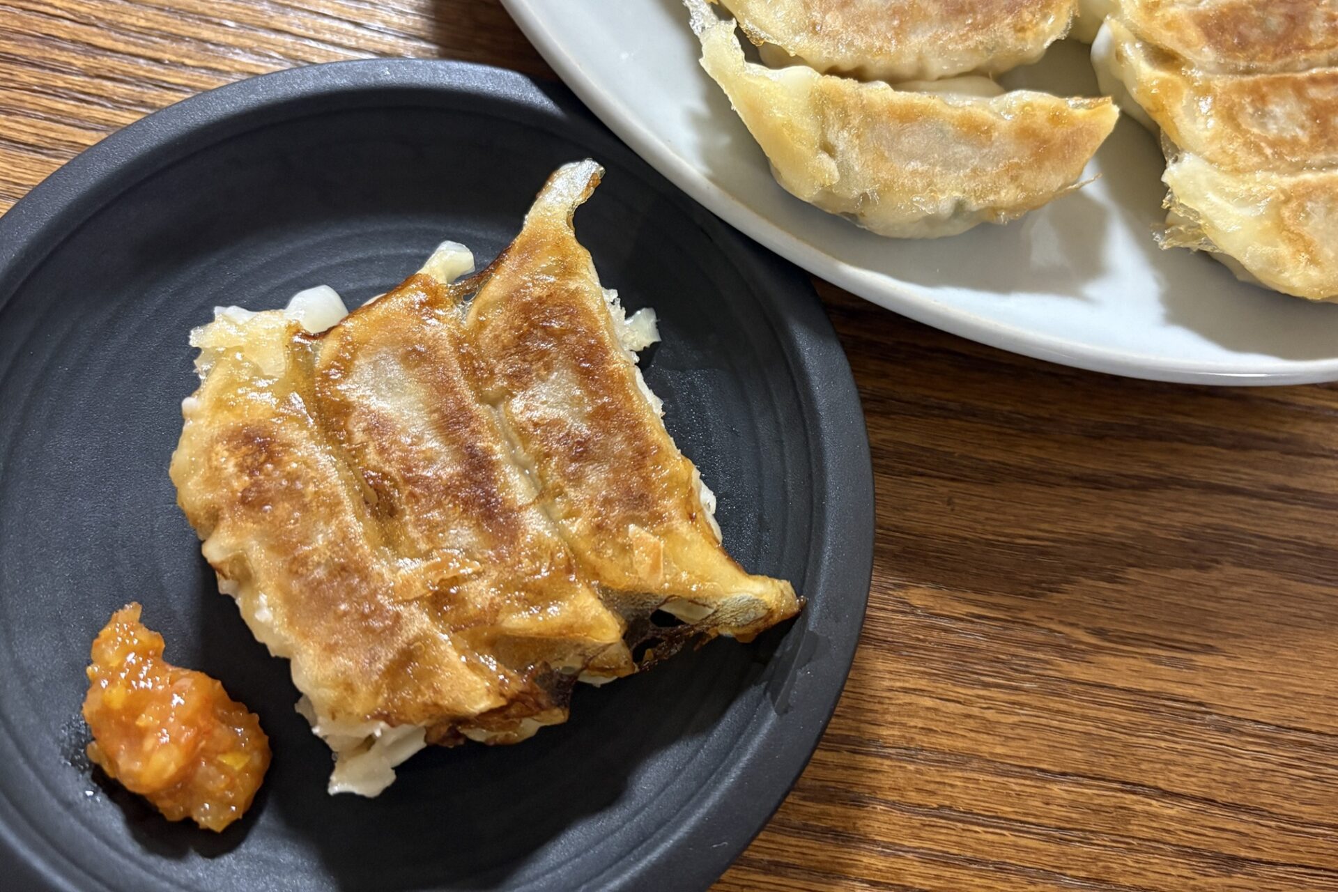 餃子と食べる